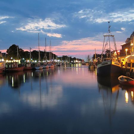 Captains Lounge Rostock Ngoại thất bức ảnh